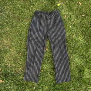 Wilfred Aritzia Wool Cropped Trouser Pant